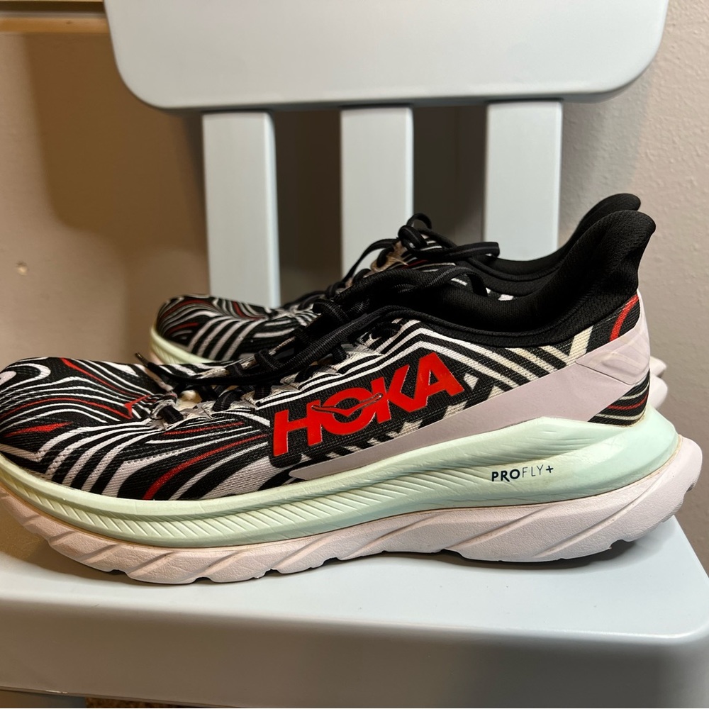 Hoka Mach 4